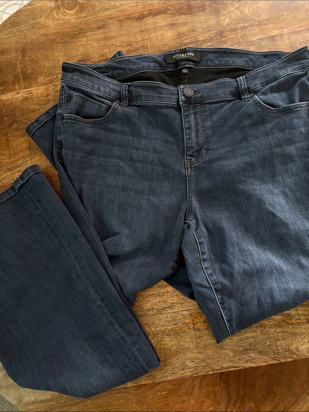 Liverpool Women's bootcut Jeans in Dark Blue Wash size 16w